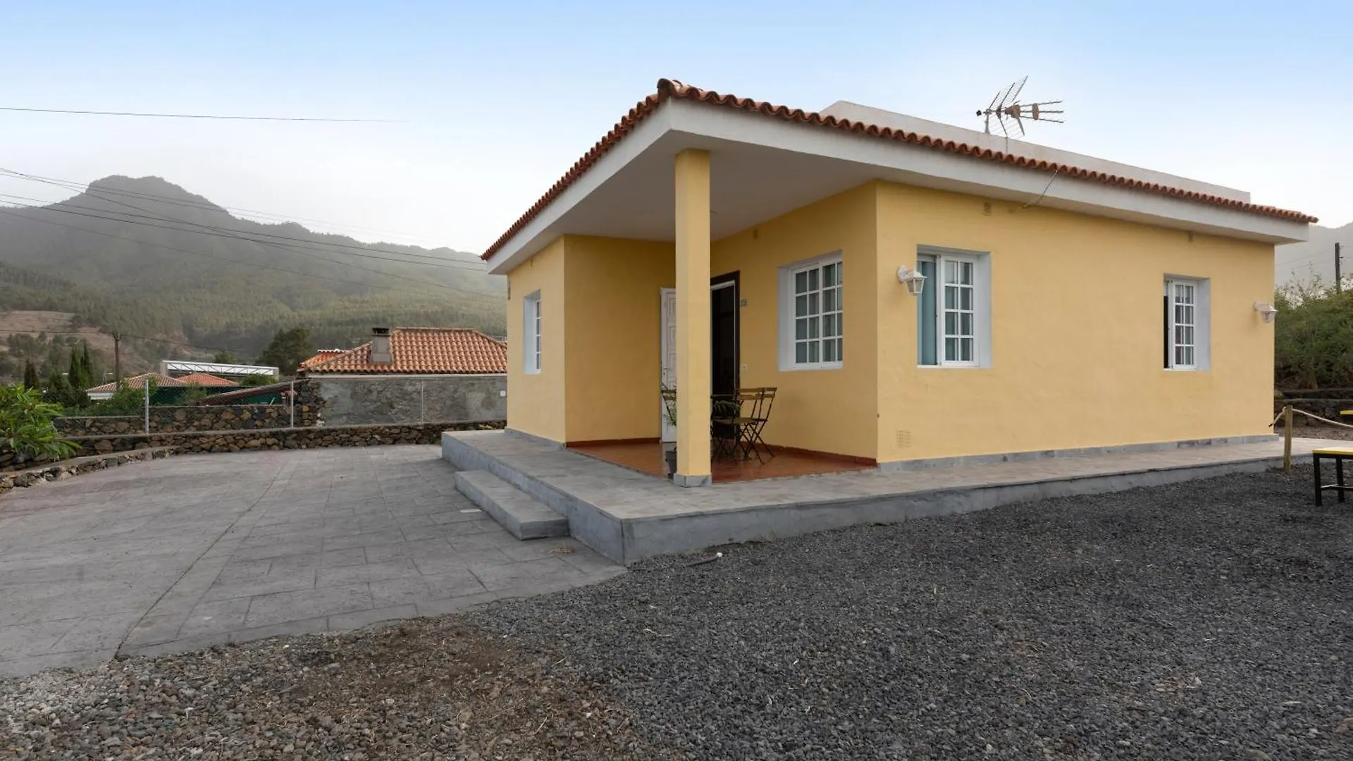 La Casa Amarilla Villa El Paso Holiday home